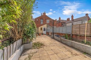 Photo 22- click for photo gallery